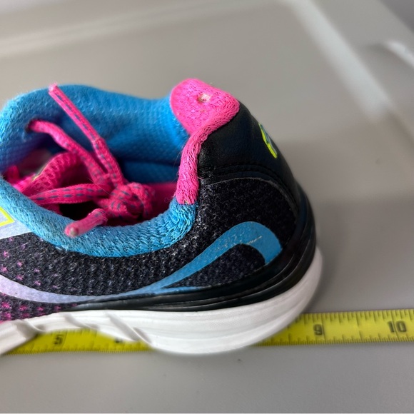 Fila Girls running shoes size 1 - Picture 9 of 9